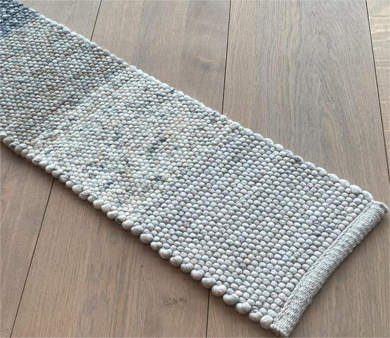 Wool rug PEBBLE